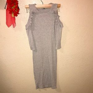 Ribbed gray shoulder less dress